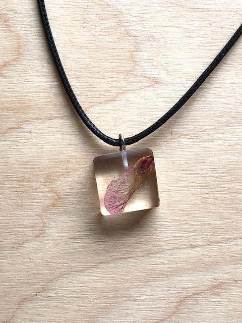 Handmade Necklaces @lonimac.art