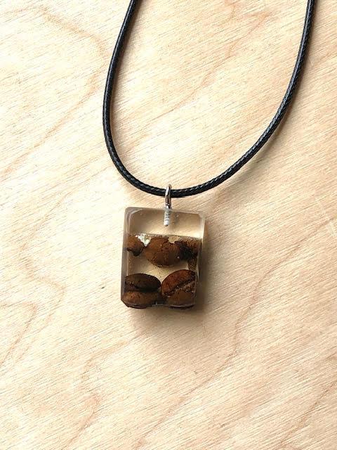 Handmade Necklaces @lonimac.art