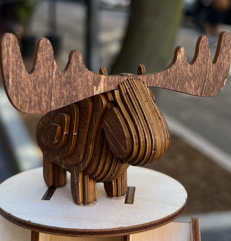 Miniature Moose Puzzle @doles_orchard